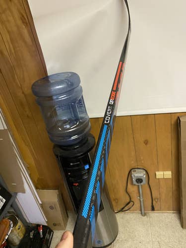 New Right Handed Mid Pattern  Covert QR Edge Hockey Stick