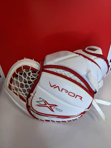 Red Senior New Bauer Regular 2X Pro Catcher