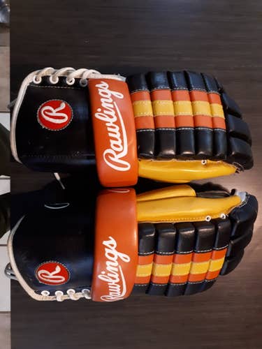 RARE VINTAGE Vancouver Canucks Rawlings RHG10 Men's Gloves