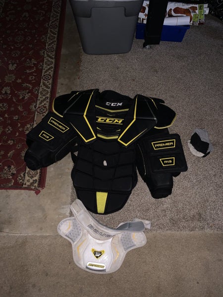 Senior XL CCM Premier R1.9 Goalie Chest Protector
