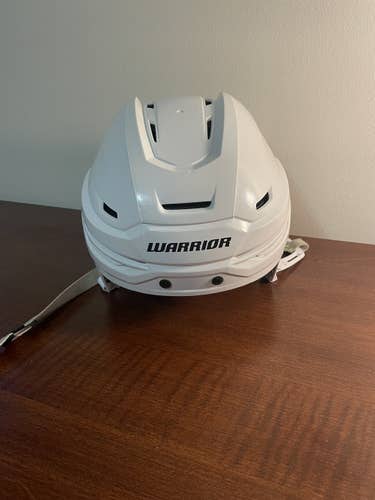 White Used Medium Warrior Alpha One Pro Helmet