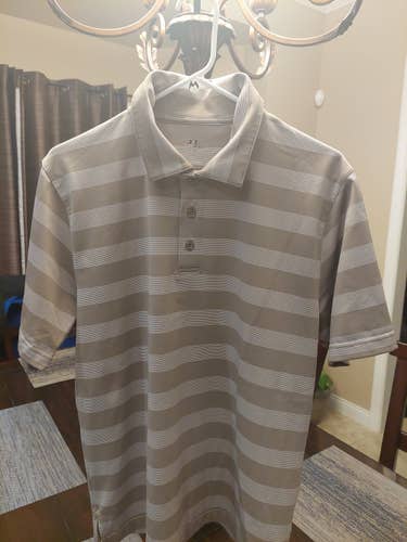 Mens Medium Under Armour Golf Shirt