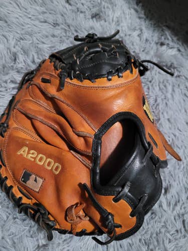 Black Used High School/College Wilson Right Hand Throw Catcher's A2000 Pudge Baseball Glove 32.5"