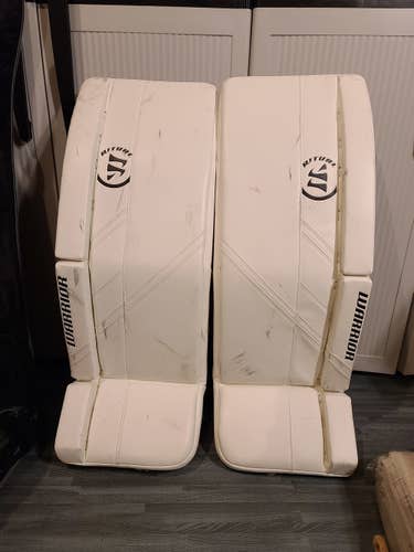 White Used Senior 32" Warrior Ritual G5 Goalie Leg Pads