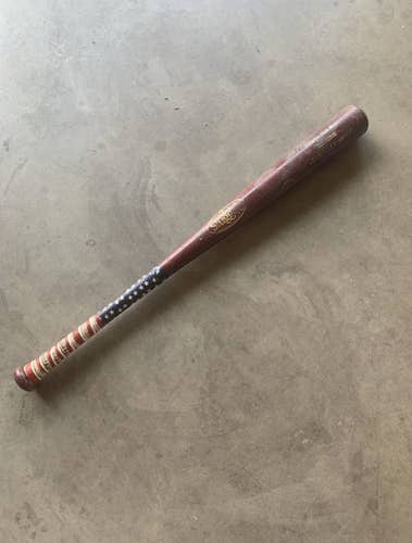 Used Louisville Slugger Wood Bat (-5) 23 oz 28"