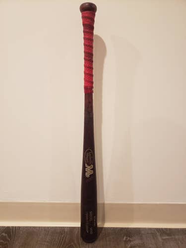 Used High School/College Louisville Slugger Wood M9 Maple Model 110 Bat (-3) 28 oz 31"