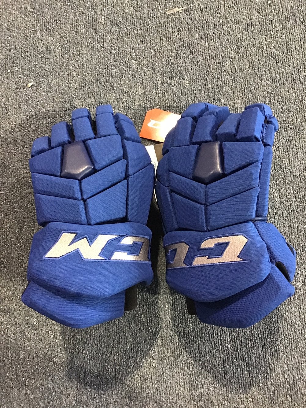 Toronto Maple Leafs Gloves, Custom Hockey Rearview Mirror Accessories