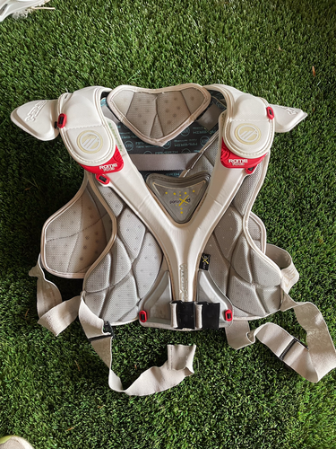 Used Large Maverik Rome Shoulder Pads