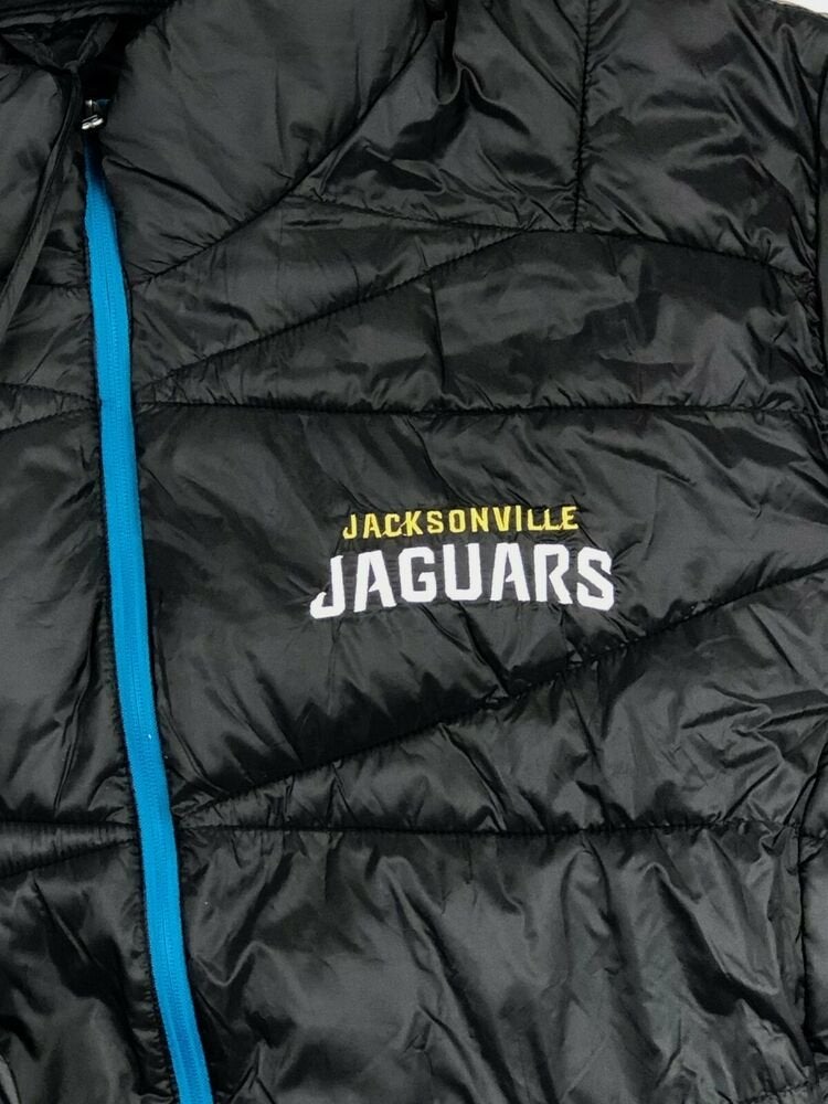 Jacksonville Jaguars APEX banned logo puffer jacket size LARGE