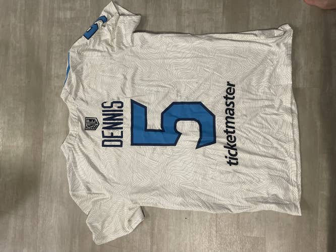 *GAME USED* 2020 ROMAR DENIS #5 ATLAS JERSEY