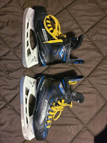 Senior Used Bauer Nexus 2N Hockey Skates Size 9.5