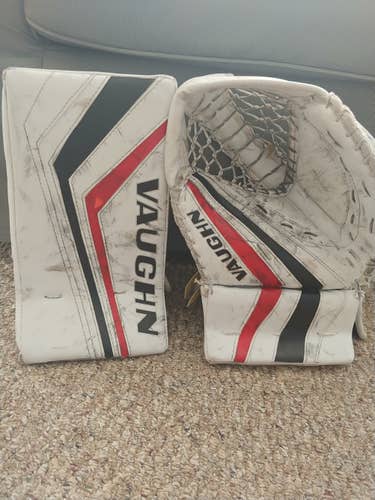 White Intermediate Used Vaughn Regular SLR2 Blocker and Glove