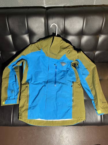 New Men's Chambers Spyder Shell Rain Jacket- Size M