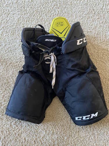 Black Junior Used XL CCM Tacks 9060 Hockey Pants