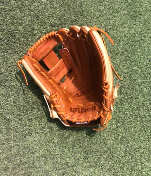 Wilson Used Gray Right Hand Throw 11.5" Baseball Glove