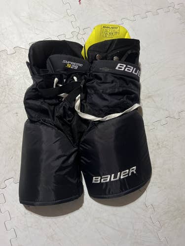 Black Junior Medium Bauer Supreme S29 Hockey Pants