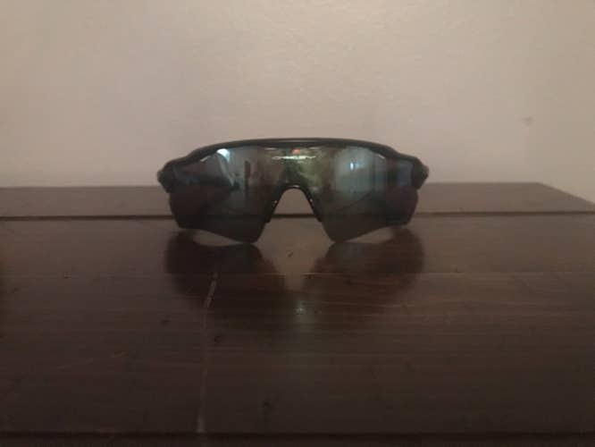 Black Men's Large Oakley Sunglasses