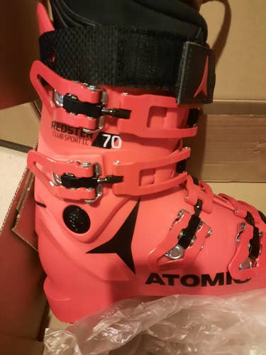 Atomic Redster Jr 70 SC Ski Boots - nearly new