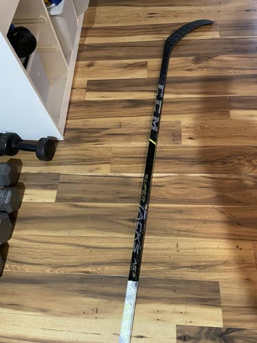 Senior Left Hand Toe Pattern Super Tacks AS3 Pro Hockey Stick