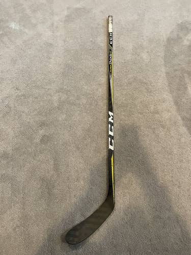 Right Handed Mid Pattern  Super Tacks 2.0 Hockey Stick
