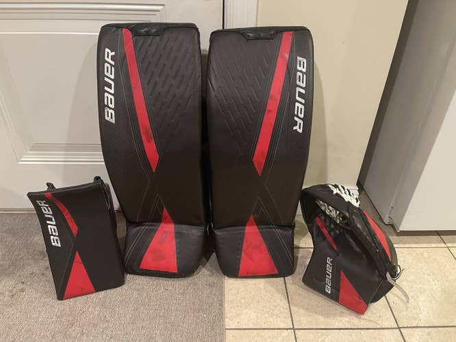 Black Used Senior 32" Bauer Regular Ultrasonic Goalie Full Set