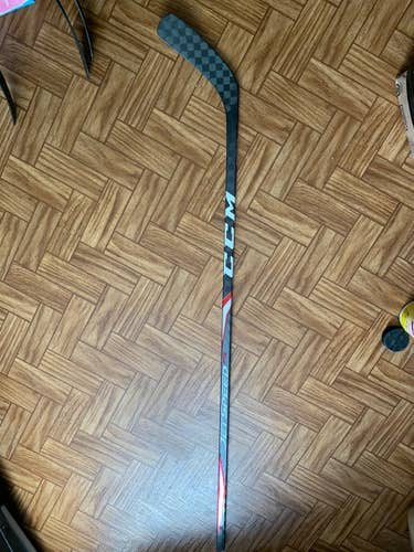 New CCM Left Hand JetSpeed FT2 Hockey Stick P40 70 Flex