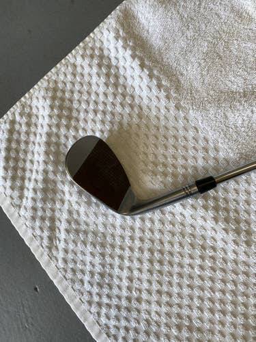 Men's Right Handed Stiff Flex Steel Shaft Milled Grind 2 Wedge