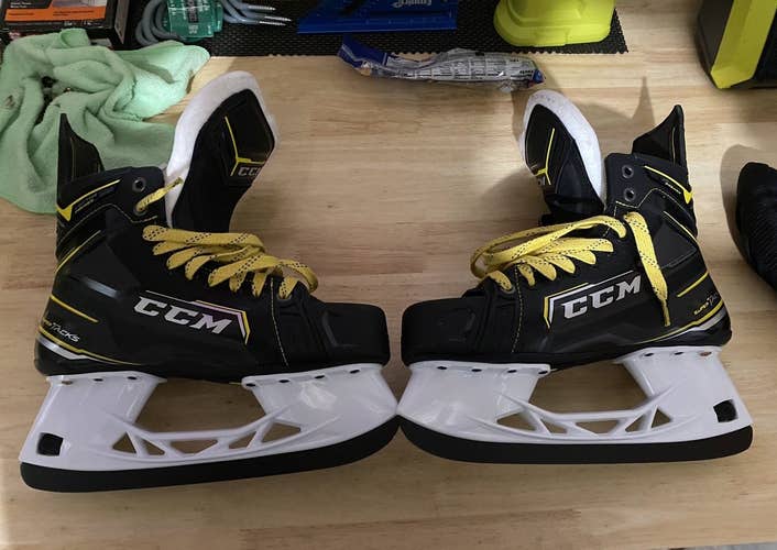 CCM Super Tacks Vector Premier 8D