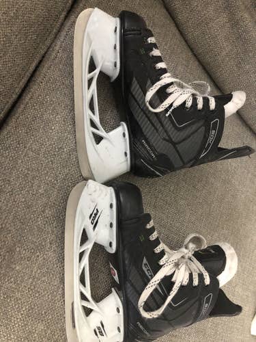 Youth CCM Regular Width  Size 13.5 RibCor 50K Hockey Skates
