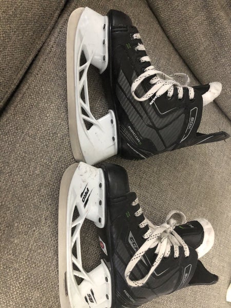 Youth CCM Regular Width Size 13.5 RibCor 50K Hockey Skates