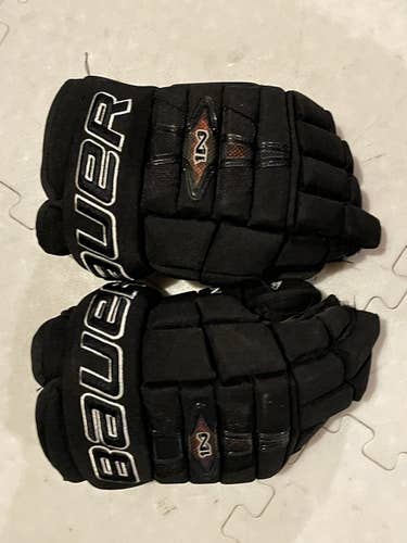 Black Senior Bauer 14"  Nexus 1N Gloves