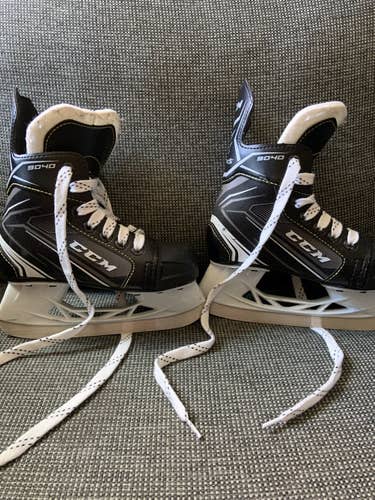 Youth Size 11 CCM Hockey Skates