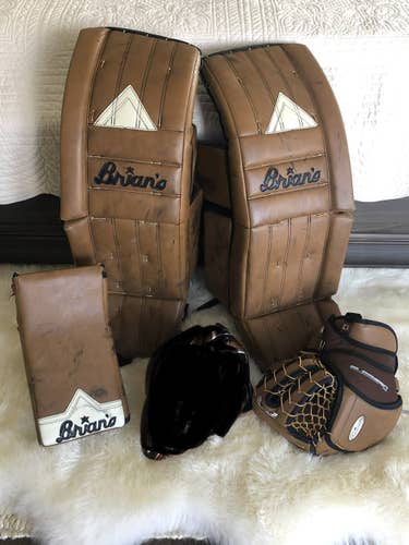 Brian’s 34+2” Regular Sub Zero Pro 2 Goalie Set Full Set