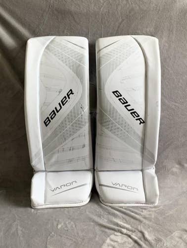 White Used 33" Bauer  Vapor X900 Goalie Leg Pads