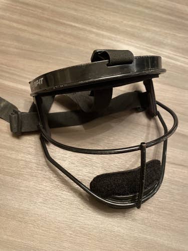 Used Rip It Face Guard - Junior Size