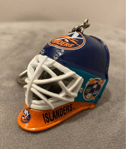Vintage NHL New York Islanders JFS Lil Sports Brats Goalie Mask Helmet Keychain