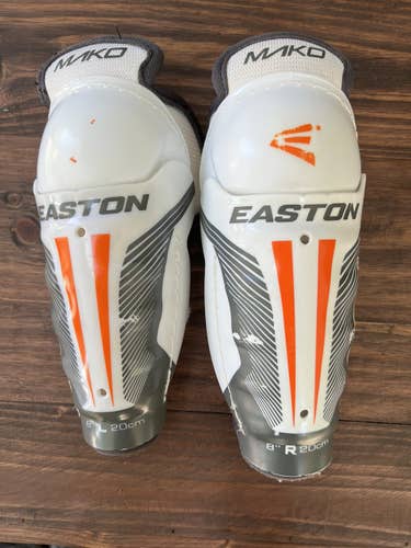 Youth Easton  Mako Shin Pads