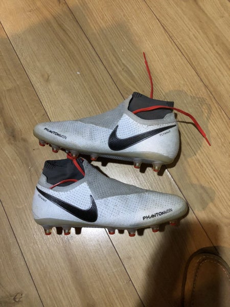 Used Size 8.5 (Women's 9.5) Nike Phantom Vision Elite Cleats