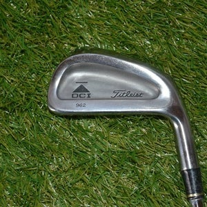Titleist	DCI 962	4 Iron	Right Handed	39"	Steel	Stiff	New Grip
