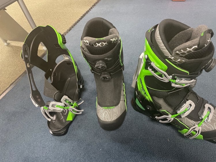 apex xp ski boots