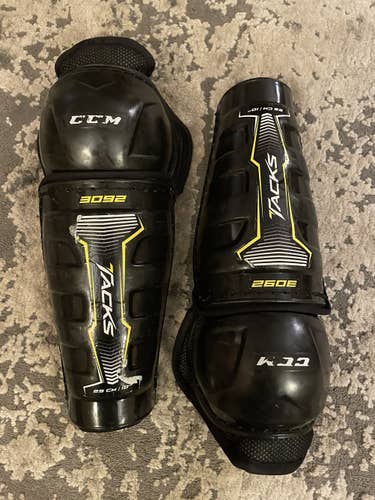 Used Junior CCM Tack Shin Pads Size 10