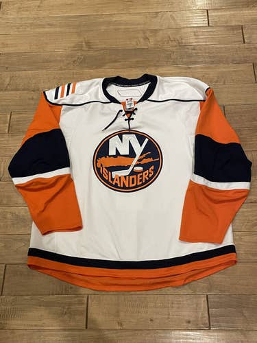 Brand New New York Islanders NHL Authentic Team Issued Jersey 58