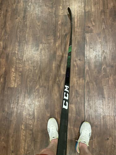 Senior Right Handed Toe Pattern RibCor Trigger 4 Pro Hockey Stick