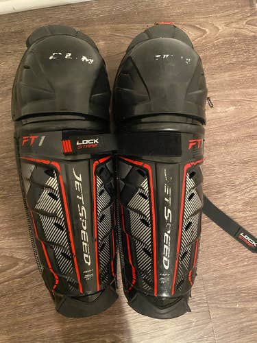 CCM jet speed ft1 shin pads