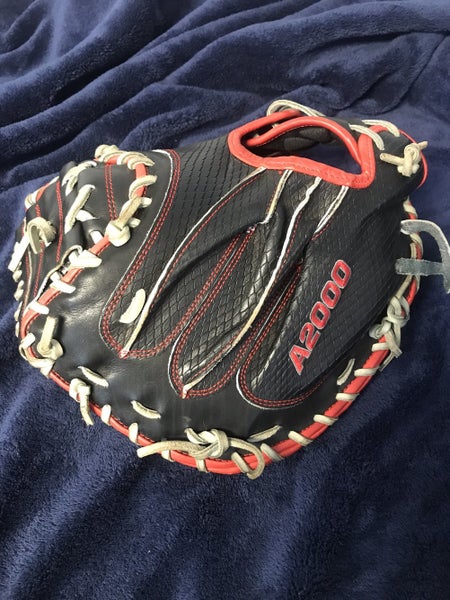 Black Catcher's 34" A2000 Mitch Garver Catchers Mitt