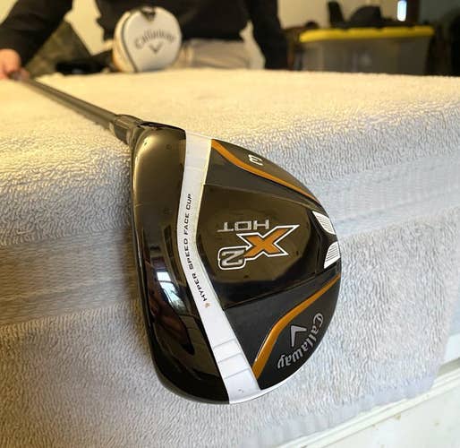 1- Used Men's Callaway Right Handed X2 Hot Fairway Wood Regular Flex 3 Wood