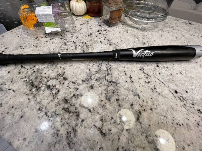 Used Victus Victus Nox Bat (-3) 29 oz 32"