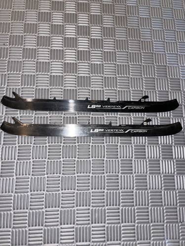 Bauer Tuuk LS5G Vertexx Carbon Steel Size 6 254mm
