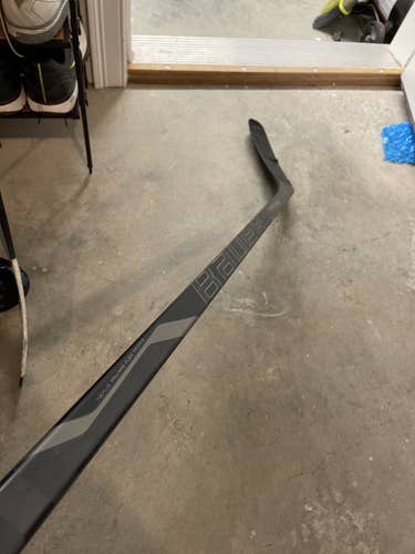 Bauer Nexus 1000 One-Piece Hockey Stick 77 flex P88