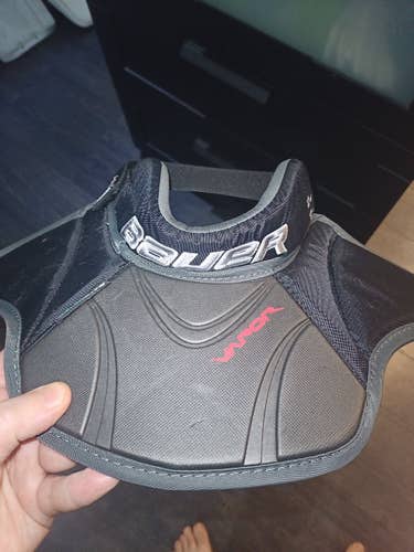 New Bauer Neck guard senior